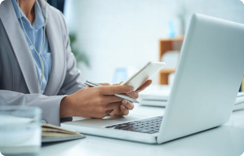 Puedes contactarnos Fundacion